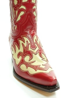 Sendra 5529C Judy Rood spitse neus