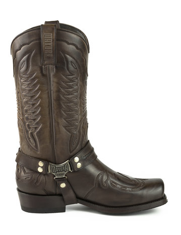 Blunt cowboy boots with decorative spur intoboots