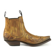 Mayura-Boots-Austin-1931-Cognac--Pointed-Western-Men-Ankle-Boot-Slanted-Heel-Elastic-Closure-Vintage-Look